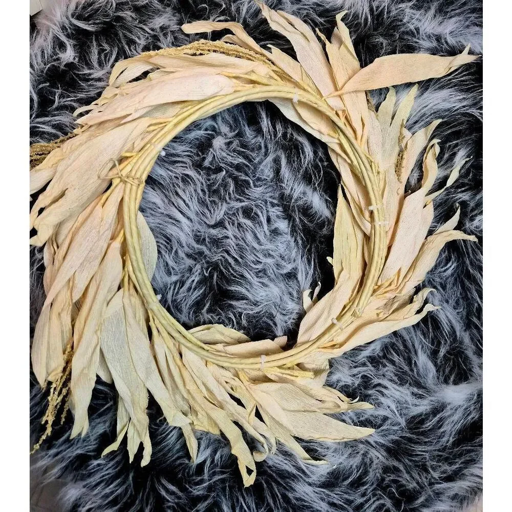 Corn husk wreath